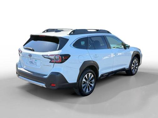 Crystal White Pearl 2024 Subaru Outback Limited