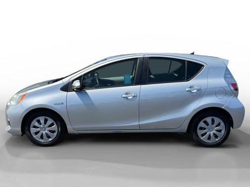 2013 Toyota Prius c Two