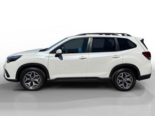 Crystal White Pearl 2023 Subaru Forester Premium