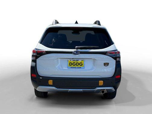 WHITE PEARL 2026 Subaru Forester Wilderness