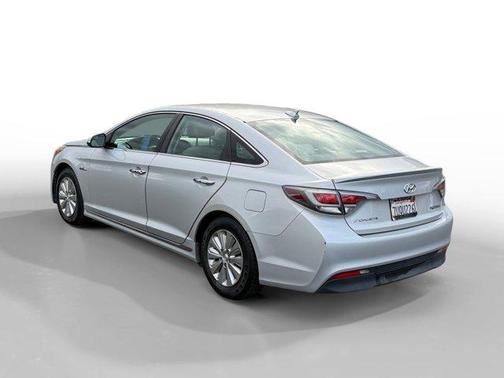 2016 Hyundai SONATA Hybrid SE