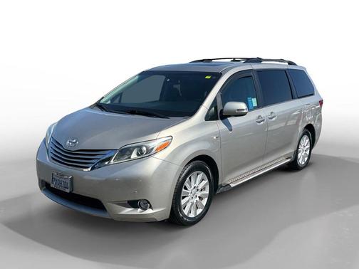 Creme Brulee 2017 Toyota Sienna Limited Premium