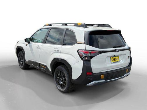 WHITE PEARL 2026 Subaru Forester Wilderness
