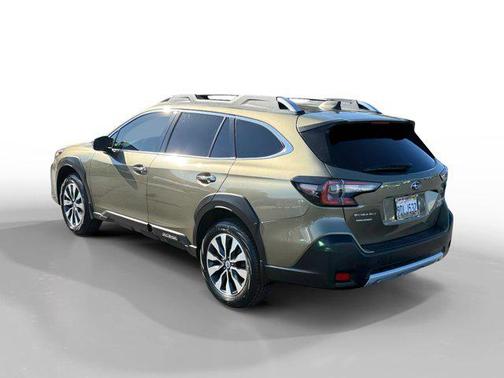 2023 Subaru Outback Touring XT