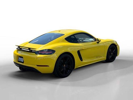2018 Porsche 718 Cayman Base