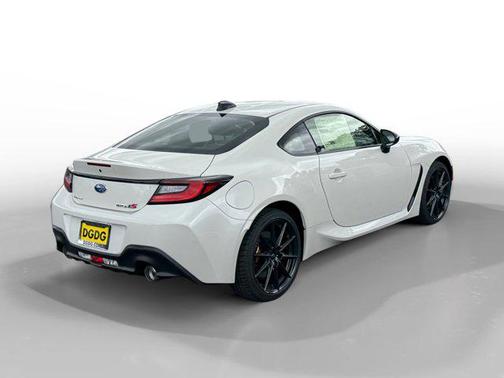 2025 Subaru BRZ tS
