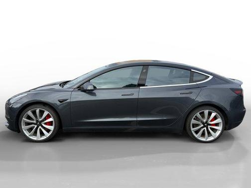 2018 Tesla Model 3 Performance