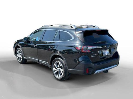 2022 Subaru Outback Touring XT