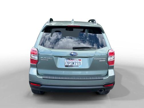 Green Metallic 2016 Subaru Forester 2.5i Touring