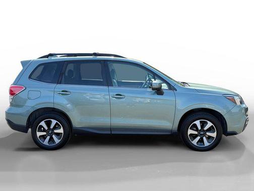 Green Metallic 2018 Subaru Forester 2.5i Limited
