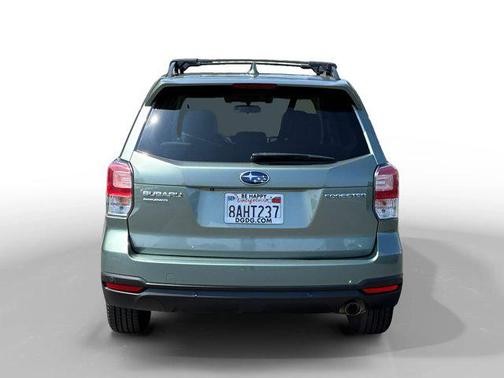 Green Metallic 2018 Subaru Forester 2.5i Limited