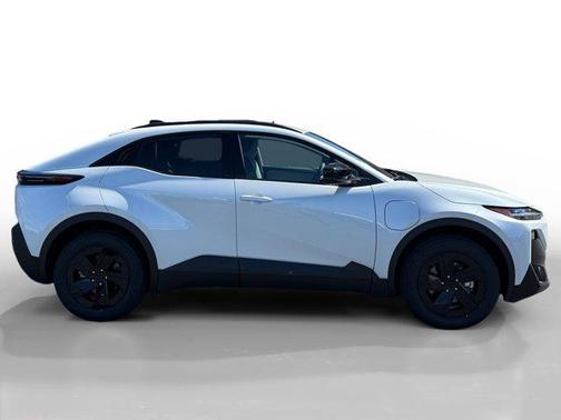 Cosmic White Pearl 2026 Subaru Uncharted Sport