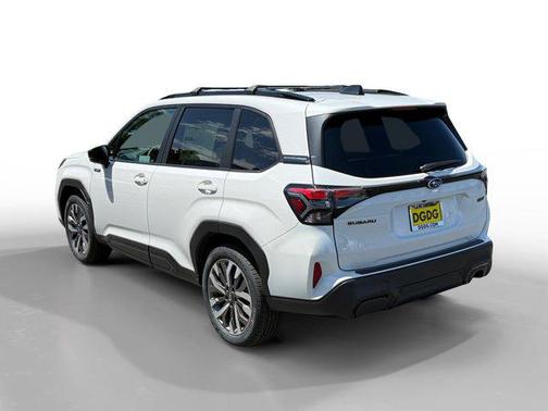 WHITE PEARL 2026 Subaru Forester Hybrid Touring