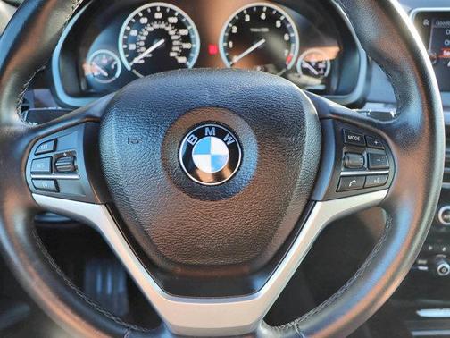 Photo 5 of 34 of 2017 BMW X5 eDrive xDrive40e