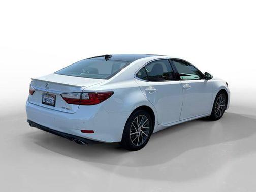 2017 Lexus ES 350 Base