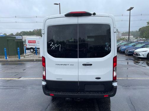 2025 Ford Transit-350 XL