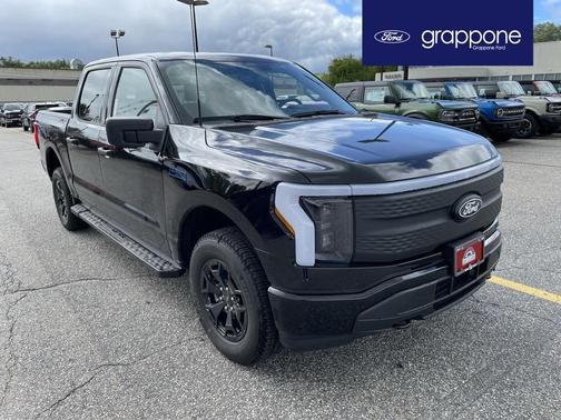 2025 Ford F-150 Lightning XLT