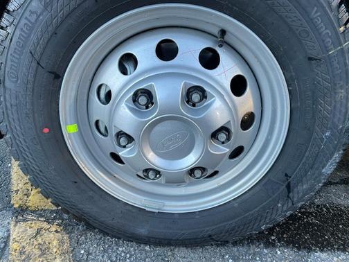 2026 Ford Transit-250 148 WB Medium Roof Cargo