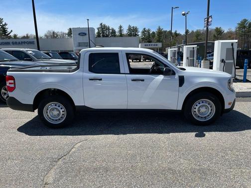 Oxford White 2026 Ford Maverick XL