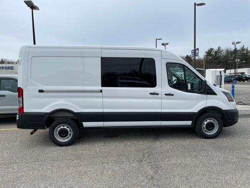 Oxford White 2026 Ford Transit-250 148 WB Medium Roof Cargo