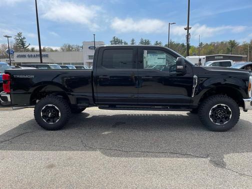 2025 Ford F-350 XLT