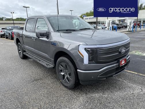 2025 Ford F-150 Lightning LARIAT