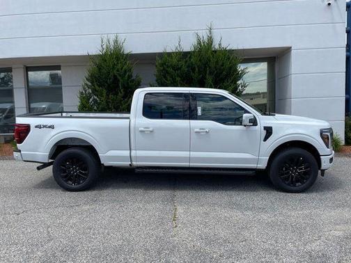 Star White 2026 Ford F-150 Lariat