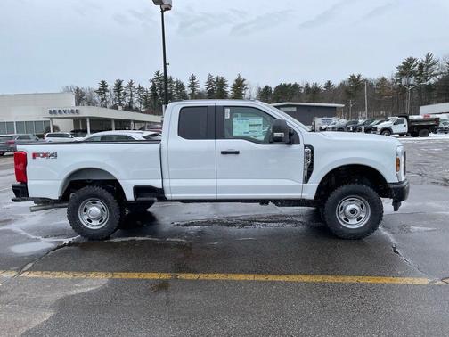 Oxford White 2026 Ford F-250 XL