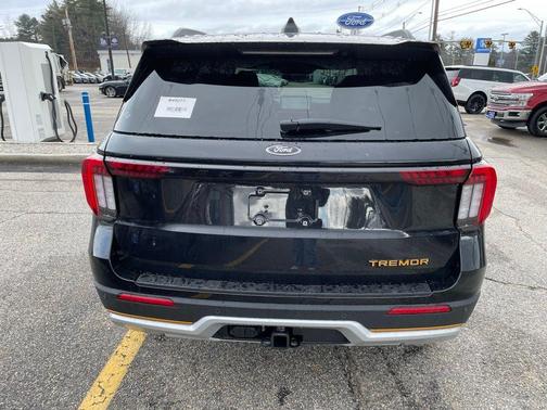 Agate Black 2026 Ford Explorer Tremor