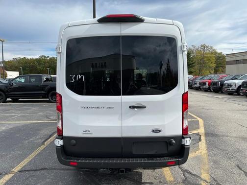 2025 Ford Transit-250 148 WB Medium Roof Cargo