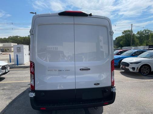 2025 Ford Transit-250 148 WB Medium Roof Cargo