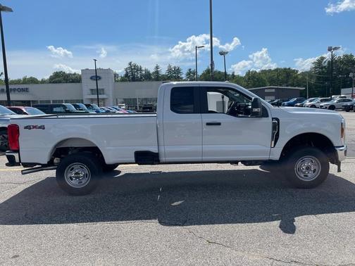 2025 Ford F-250 XL