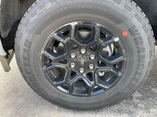Avalanche 2026 Ford F-150 XLT