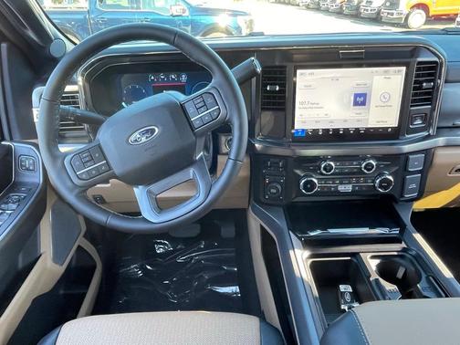 2026 Ford F-350 Lariat Super Duty