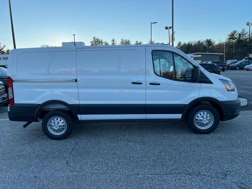 Oxford White 2026 Ford Transit-150 BASE