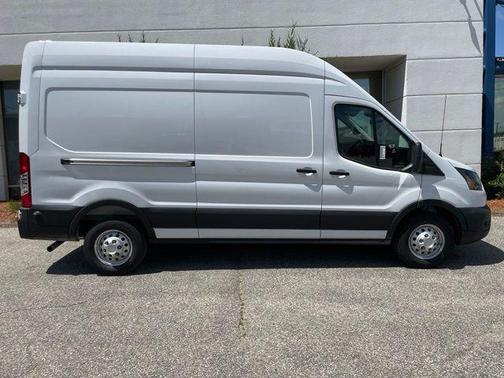 Oxford White 2026 Ford Transit-250 Base