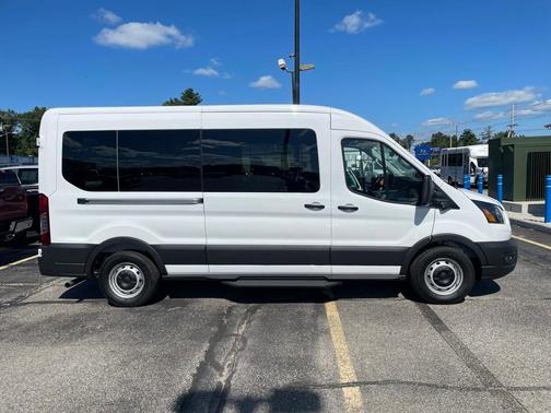 2025 Ford Transit-350 XL