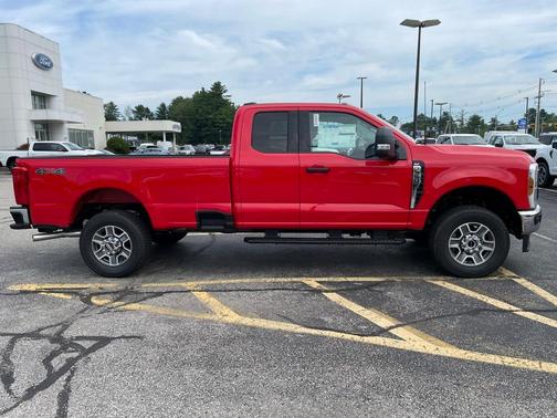 2025 Ford F-350 XLT