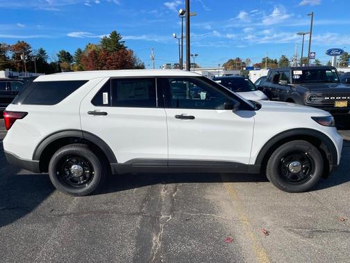2026 Ford Explorer Base