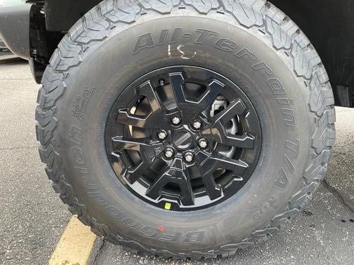 2025 Ford Bronco Raptor