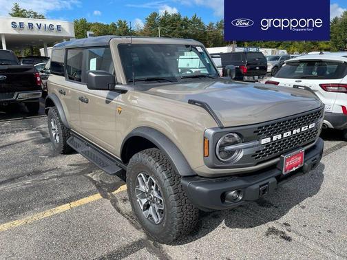 Gray 2025 Ford Bronco Badlands SUV