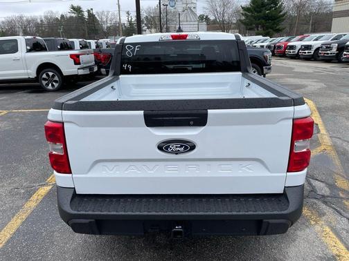 Oxford White 2026 Ford Maverick XLT