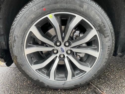 Carbonized Gray 2026 Ford Explorer ST-Line