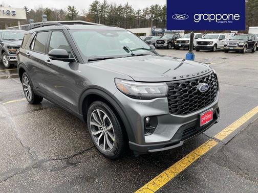 Carbonized Gray 2026 Ford Explorer ST-Line