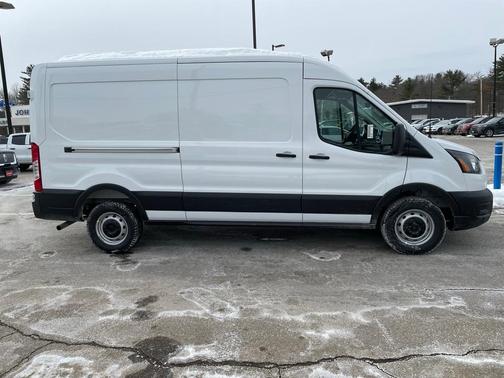 2026 Ford Transit-250 148 WB Medium Roof Cargo