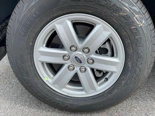 2025 Ford F-150 XL Hybrid