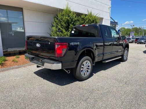 Agate Black 2026 Ford F-150 XLT