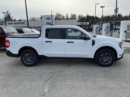Oxford White 2026 Ford Maverick XLT