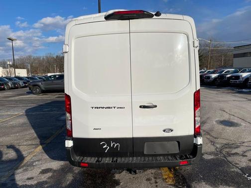 2026 Ford Transit-250 148 WB Medium Roof Cargo