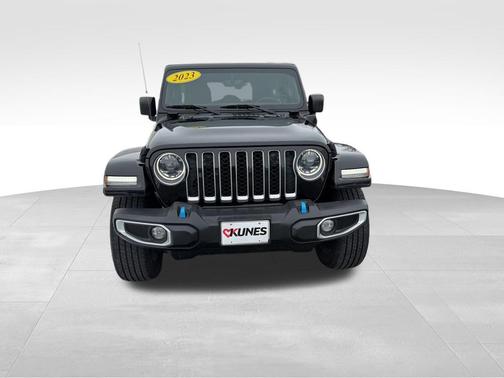 Black Clearcoat 2023 Jeep Wrangler 4xe Sahara